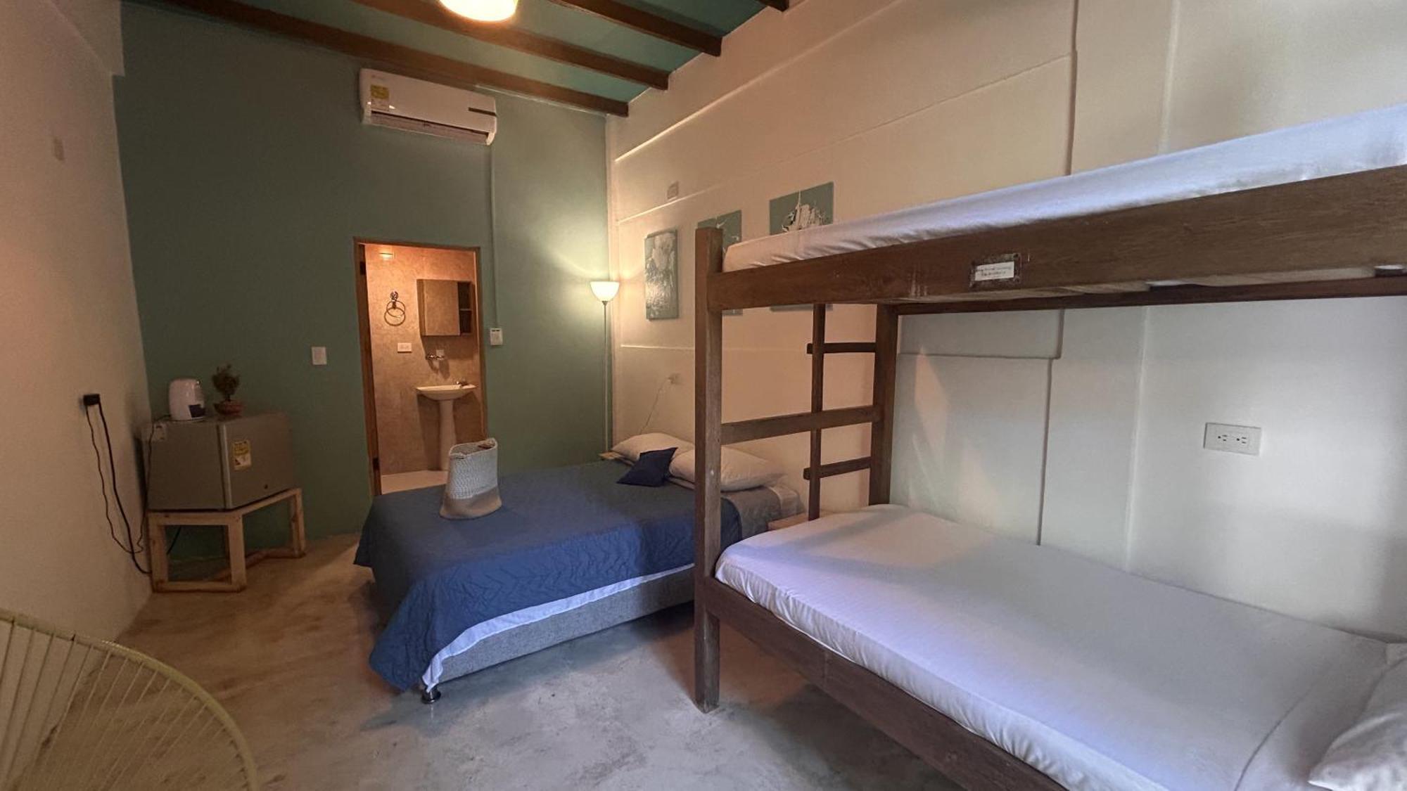 Tayrona Juancho'S House Hostel & Coworking Los Naranjos Esterno foto